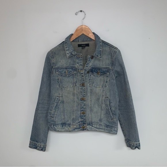 Forever 21 Jean Jacket Women’s Size Small Vintage Blue Wash Cotton Denim  Button - Picture 2 of 7